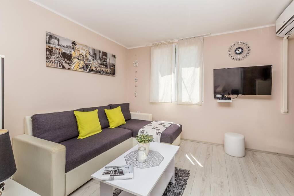 Ferienwohnung Crystal Rijeka Exterior foto